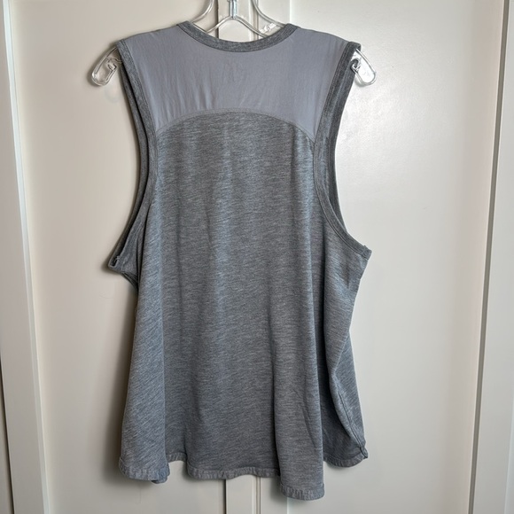 Avia‎ workout tank - Picture 3 of 9